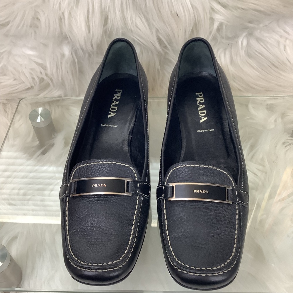 🖤PRADA Black Leather Loafers🖤